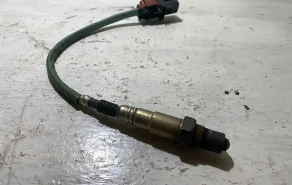 Volkswagen Golf V Lambda probe sensor 1928404689 C0CC2 1608161109