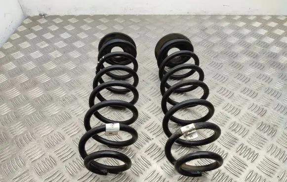 Volkswagen Golf Sportsvan Rear coil spring 5Q0511115BE