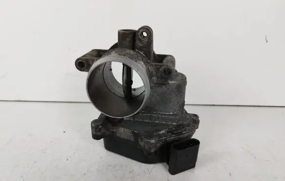 Volkswagen Caddy Throttle valve 03L128063Q 238113072 238112072