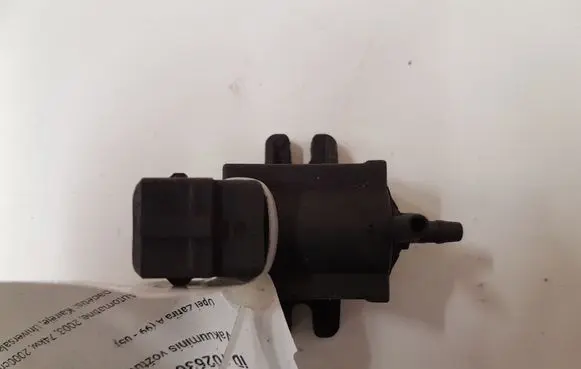 Opel Zafira A Vacuum valve 72244800
