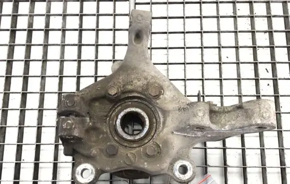 Chrysler Pacifica Front wheel hub spindle knuckle 