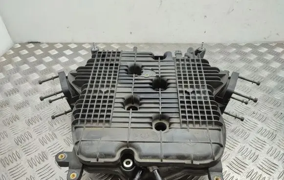 Nissan 370Z Intake manifold
