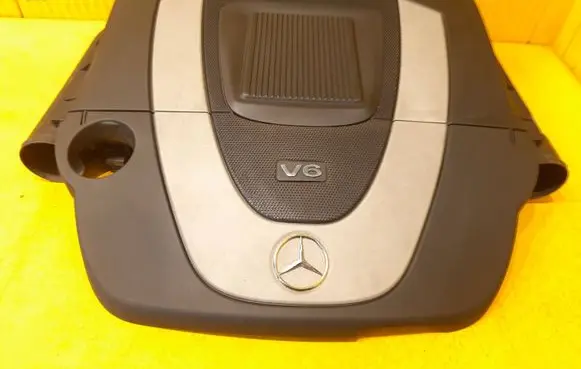 Mercedes-Benz E AMG W212 Engine cover (trim)