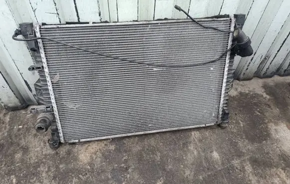 Ford Mondeo MK IV Coolant radiator