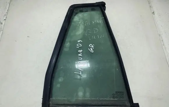 Rear vent window glass