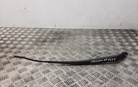 Toyota Yaris Windshield/front glass wiper blade 