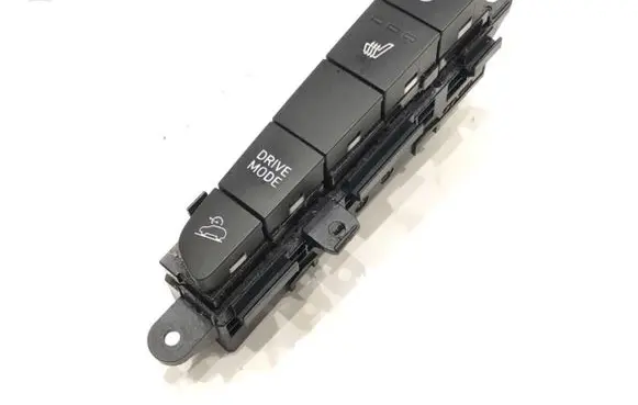 Hyundai Tucson IV NX4 Seat heating switch 93310N70104X