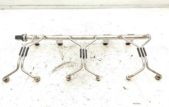 BMW 2 F22 F23 Fuel main line pipe 7649710 16404510