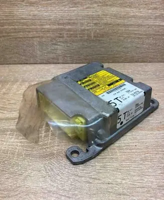 Toyota Auris 150 Airbag control unit/module 8917002560 215537106