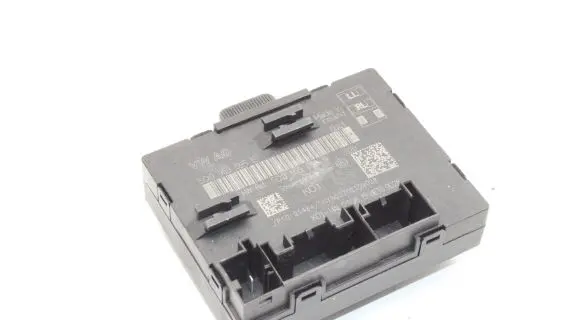 Audi A3 S3 8V Door control unit/module 5Q0959595E