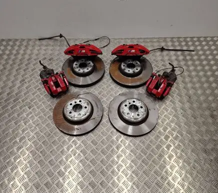 BMW 4 G22 G23 G24 G26 Brake discs and calipers set 8843347 8843348