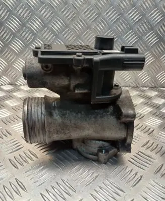 Volvo S60 EGR valve 30743863 70056103
