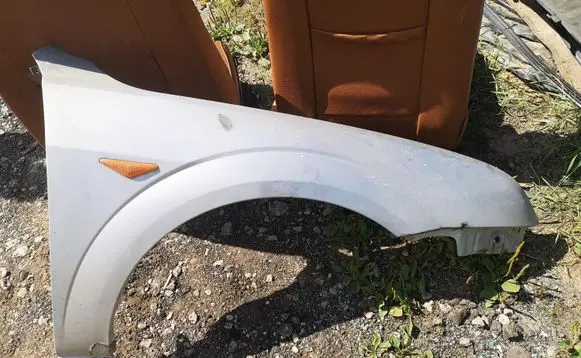Ford Mondeo Mk III Fender