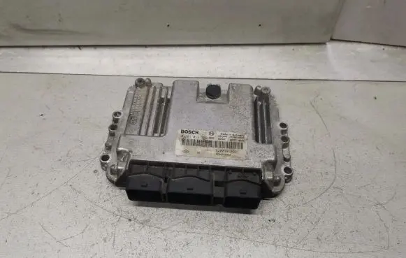 Renault Scenic II - Grand scenic II Engine control unit/module 0281012769 8200391966 8200558304