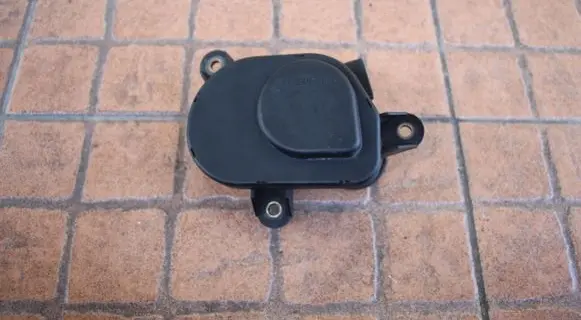 Mercedes-Benz E W210 Intake manifold valve actuator/motor 