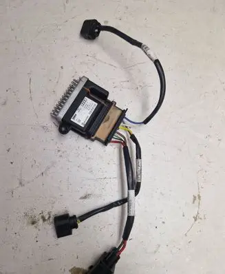 Coolant fan relay
