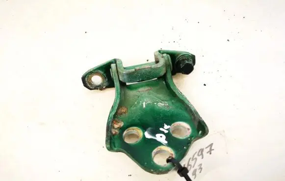 Mitsubishi Space Star Front door upper hinge