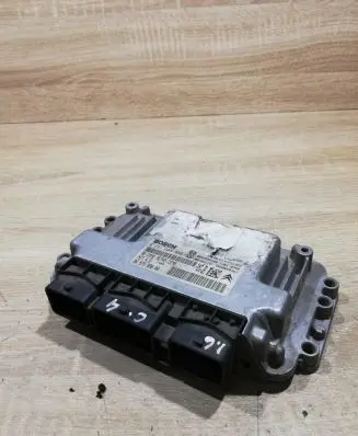 Citroen C4 I Engine control unit/module ECU 9657595880 0261208899
