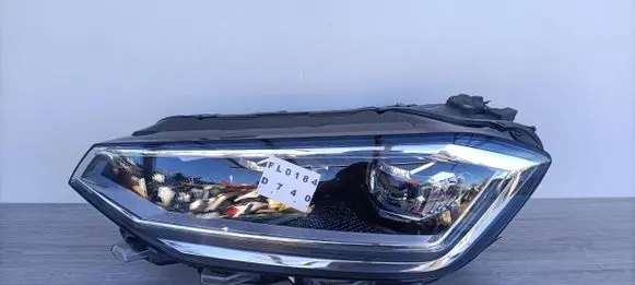 Volkswagen Golf Sportsvan Headlight/headlamp 517941081A