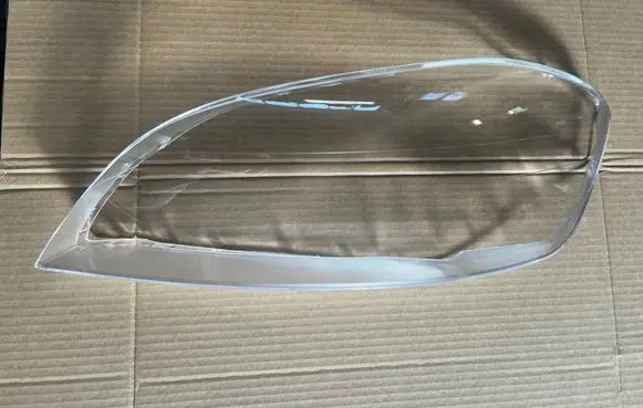 Volvo XC60 Headlight lense 