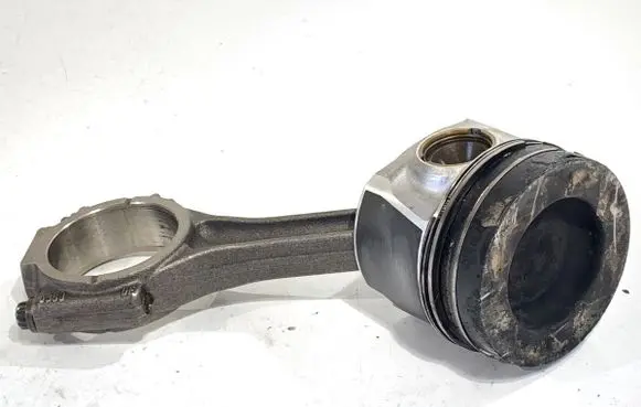 Volkswagen Transporter - Caravelle T5 Piston with connecting rod 038J