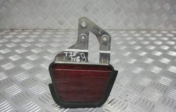 Toyota Avensis T250 Third/center stoplight