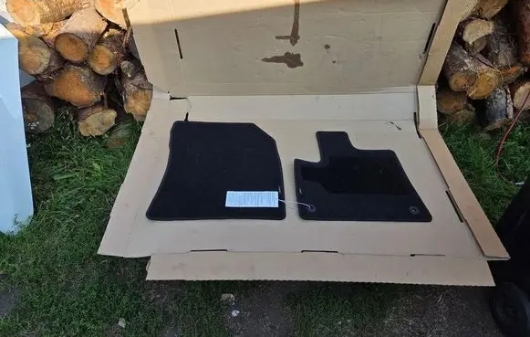 Opel Combo E Car floor mat set 1635176680