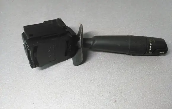 Peugeot 607 Wiper control stalk 34371501 96186612ZL