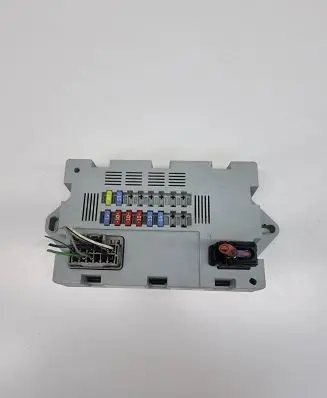 Land Rover Discovery Sport Fuse module CPLA14Q073AA