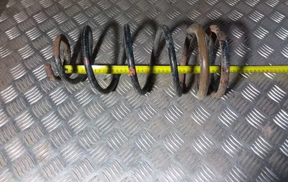 KIA Sorento Rear coil spring