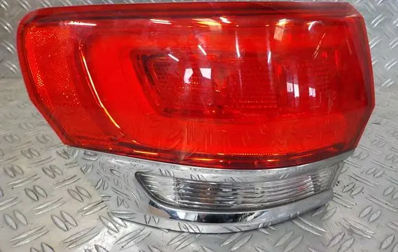 Jeep Grand Cherokee Rear/tail lights P68110001AC