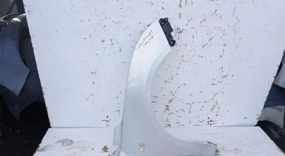 Chevrolet Cruze Fender