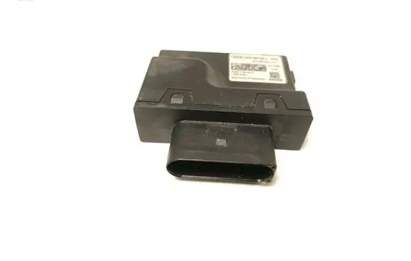 Audi A4 S4 B9 Fuel injection pump control unit/module 8W0906093C