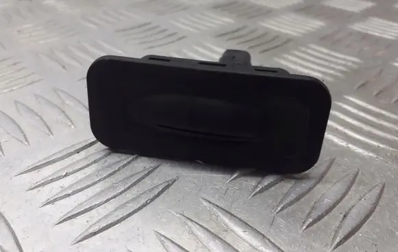 Renault Scenic II - Grand scenic II Tailgate/boot open switch button 8200078256
