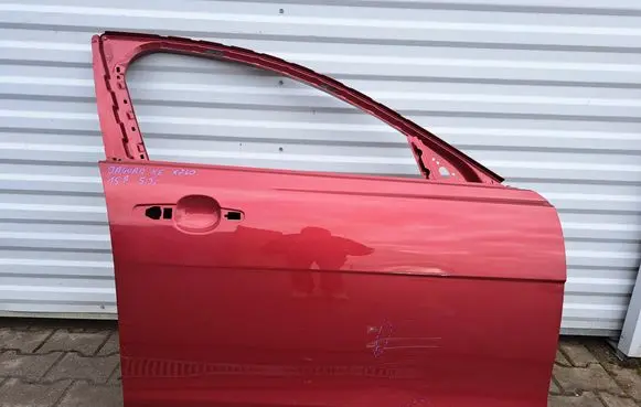 Jaguar XE Front door 