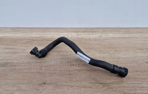 Peugeot 5008 II Engine coolant pipe/hose 9673473780