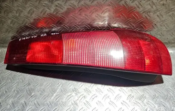 Fiat Punto (176) Rear/tail lights 36500748 464010820