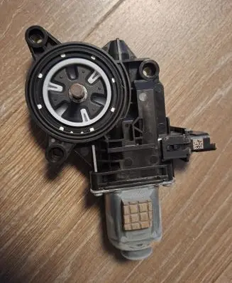 Front door window regulator with motor