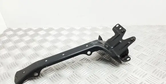 Volkswagen Touareg I Radiator support slam panel bracket 7L0805799C