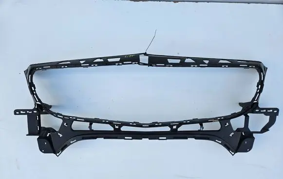 Mercedes-Benz CLS C218 X218 Front bumper mounting bracket A2188852865