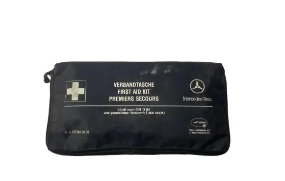 Mercedes-Benz C W203 First aid kit A2038600050
