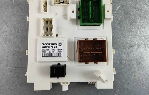 Volvo XC40 Engine control unit/module 36003117 36003252