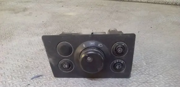 Opel Zafira B Light switch 13205863