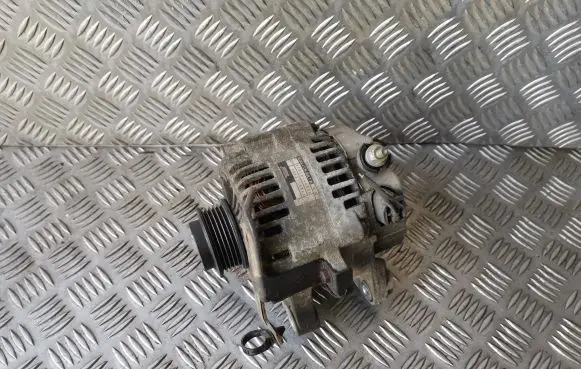 KIA Carnival Generator/alternator 373004X900 021319221