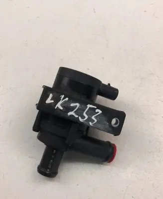 Volvo V40 Electric auxiliary coolant/water pump AV618564AB