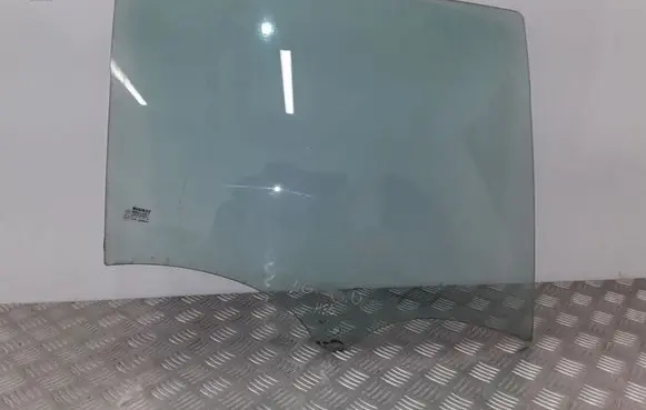 Renault Laguna II Rear door window glass 43R000929 DOT39AS2M34