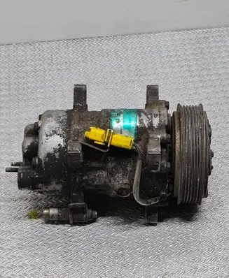Peugeot 307 Air conditioning (A/C) compressor (pump) SD6VRC