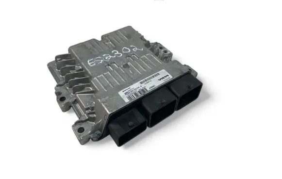Volvo V50 Engine control unit/module ECU 31355712 S180134103A