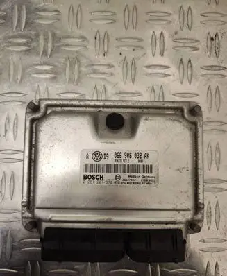 Volkswagen Golf IV Engine control unit/module 066906032AK 26SA7832 0261207378