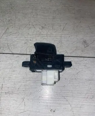 Nissan X-Trail T30 Electric window control switch 4730z